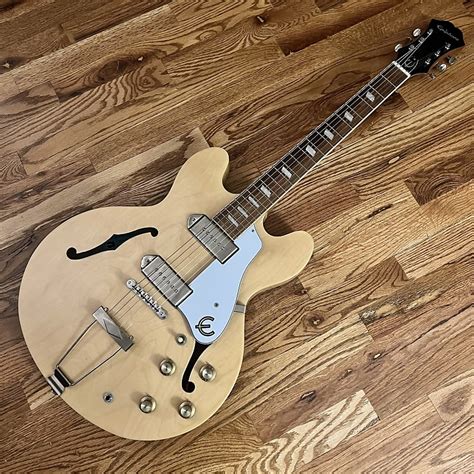 new epiphone casino