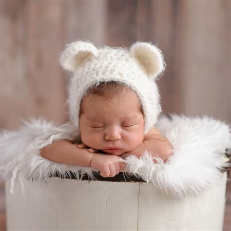 Full Download Newborn Baby Posing Guide 