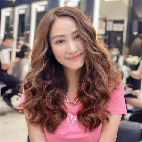 ngân khánh | Tiu s n ca s din vin