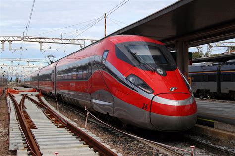 nice to venice train how long