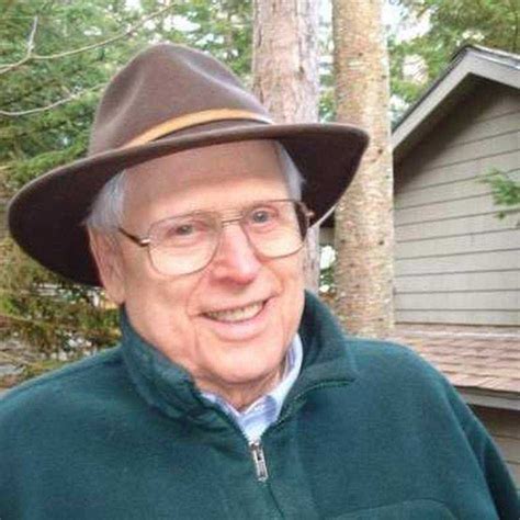 nicholas von hoffman biography samples