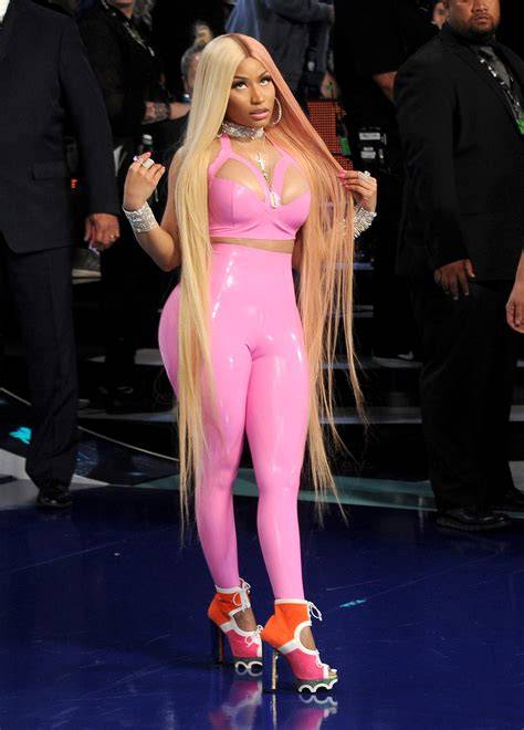 nicki minaj boosty