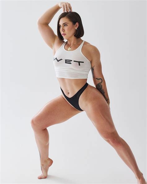 nicole carlucci creator profile