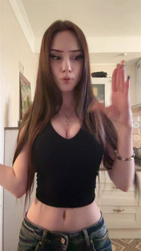 nikaswiftik boosty