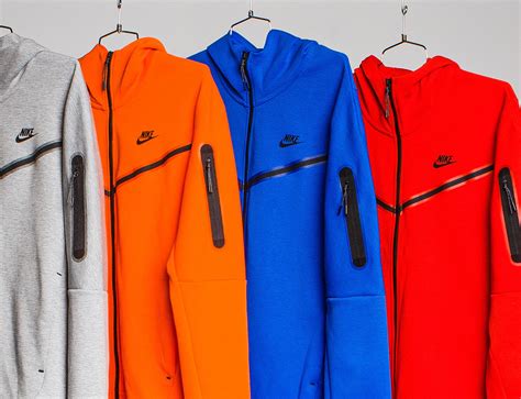 nike tech colors