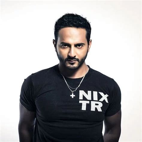 nikhil chinapa wiki