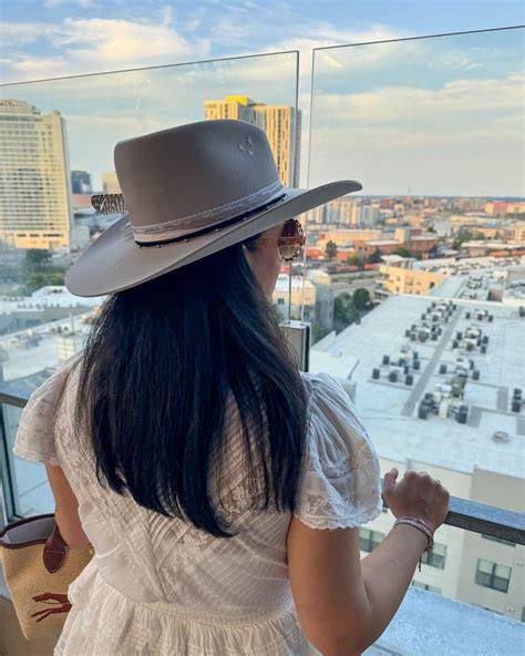 nikki yeehaw nude