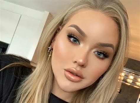 nikkietutorials biography examples