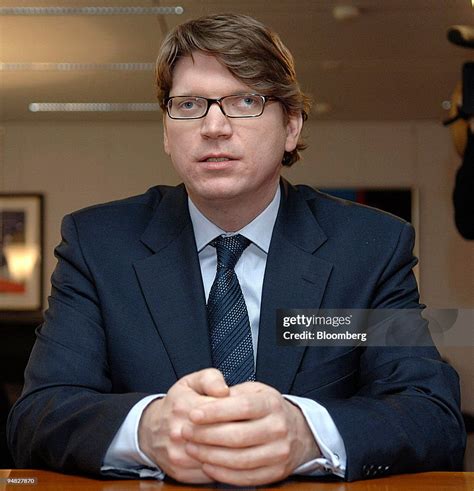 niklas zennstrom biography sample