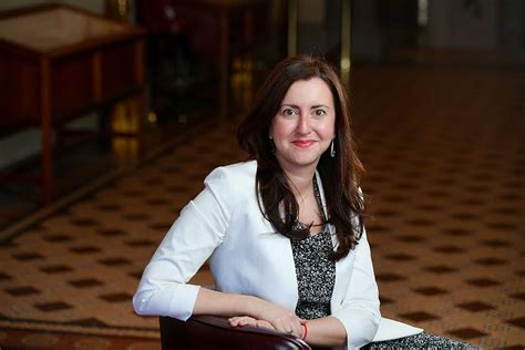 nily rozic biography sampler