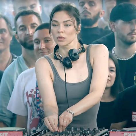 nina kraviz