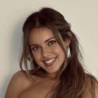 nina strong nude