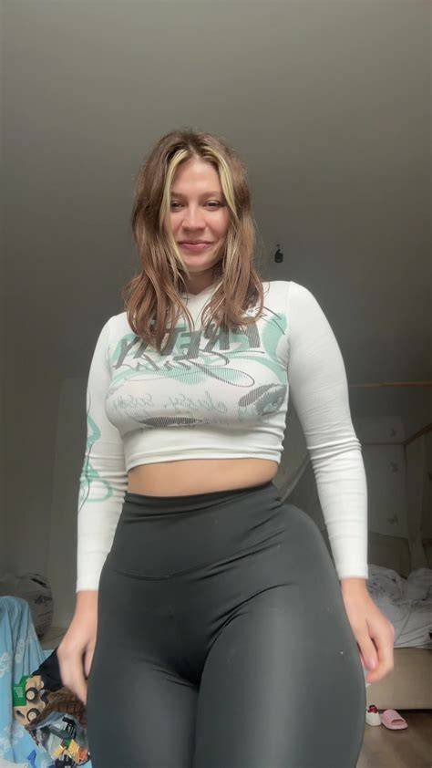 ninapolibio1 boosty