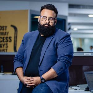 nitin gupta biography examples