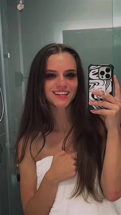 nobosart nude