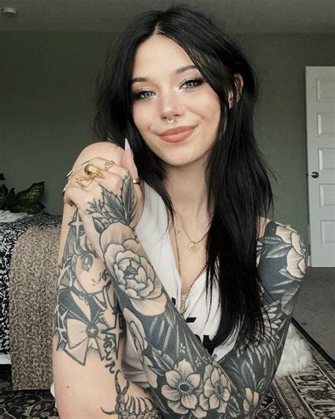 nonsalemwitch nude