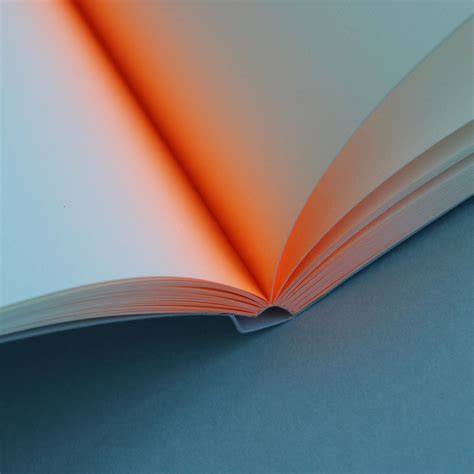 notebook glow red and green with this amazing chr