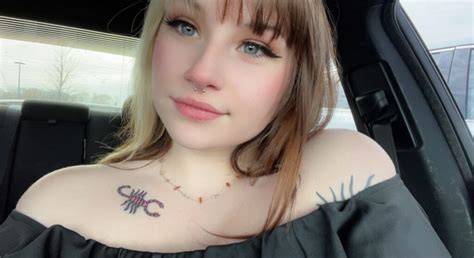 notgreenguppi nude