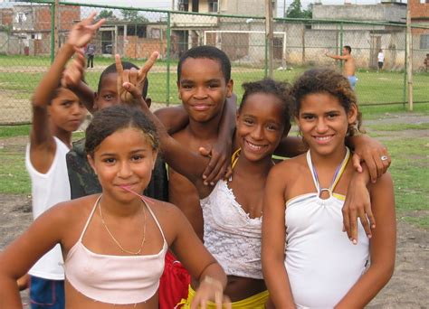 Novinhas da favela nua