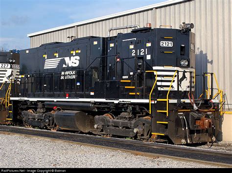 NS 2121 - NS 2121 front