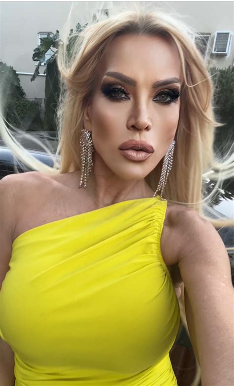 nude amber lynn