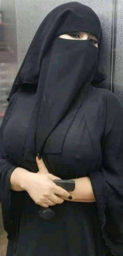 nude arabs