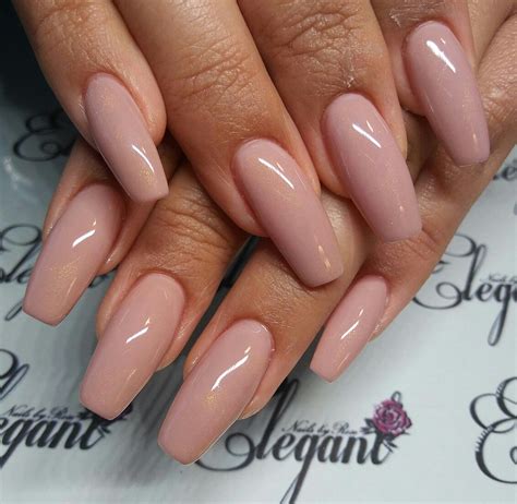 nude beige nails