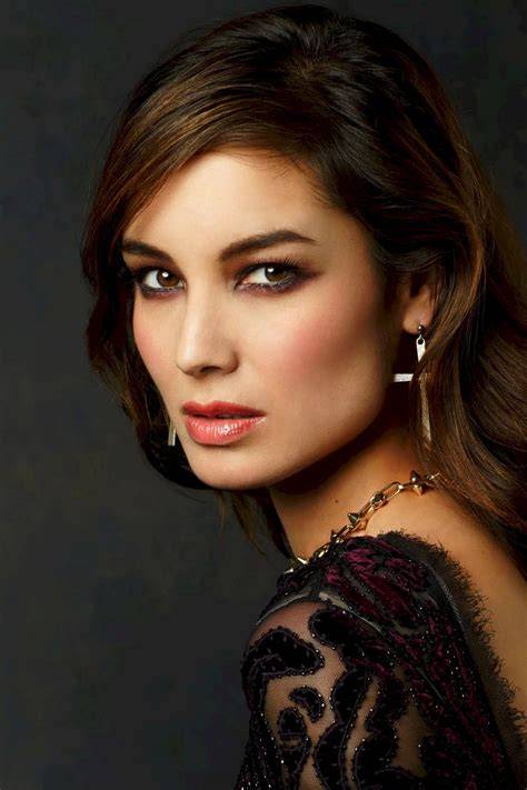 nude berenice marlohe