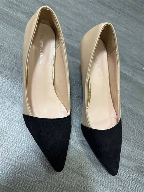 nude black heels