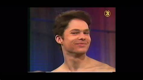 nude blind date