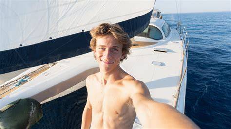 nude boat teens