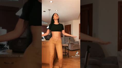 nude booty shake