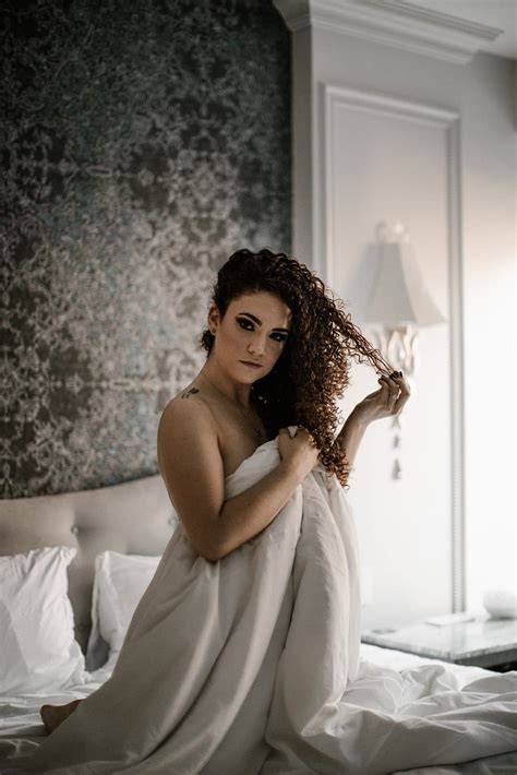 nude boudoir video