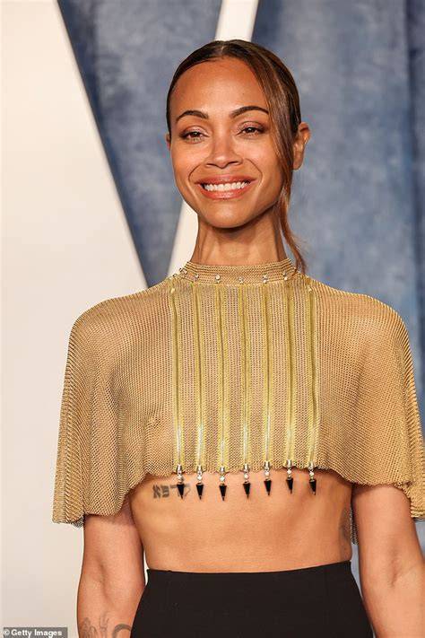 nude braless