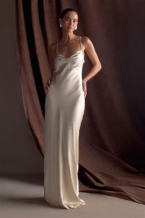 nude bridesmaids