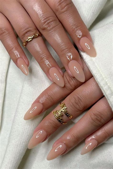 nude but