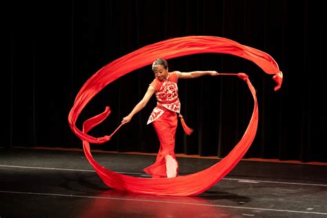 nude chinese dance