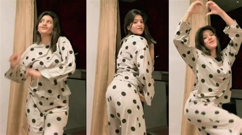 nude dance vidio