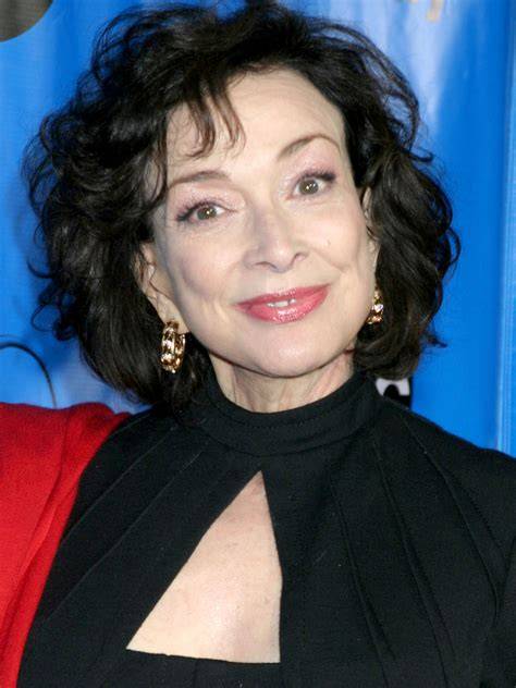 nude dixie carter