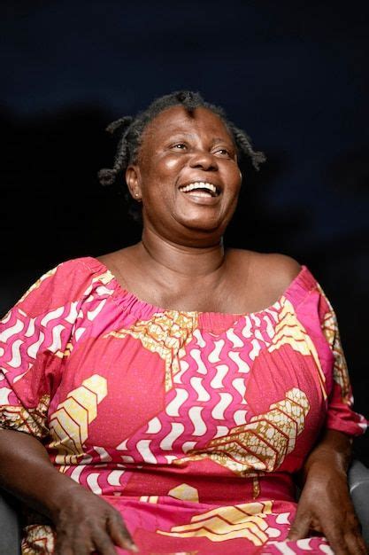 nude ebony granny
