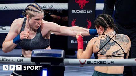 nude female fights