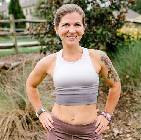 nude fit moms