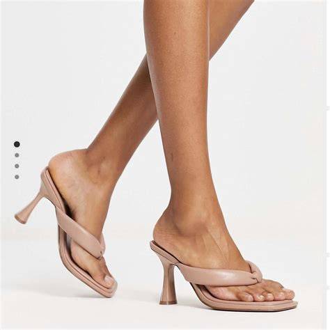 nude flip flop heels