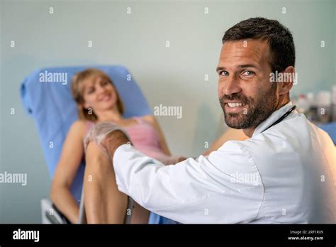 nude gynecologist