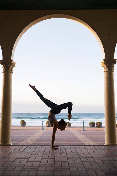 nude handstand