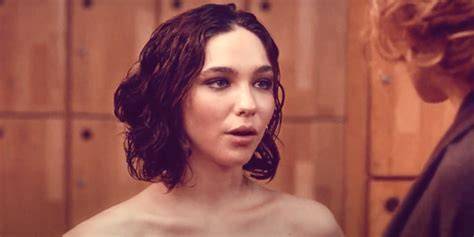 nude hbo