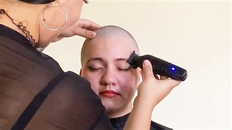 nude head shaving