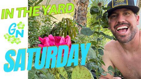 nude in yard