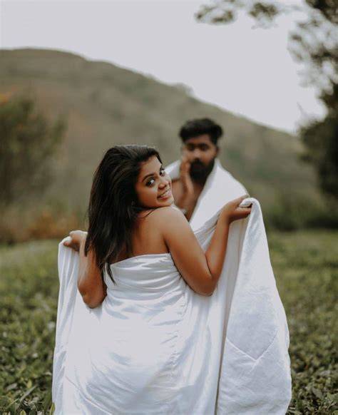 nude indian couple