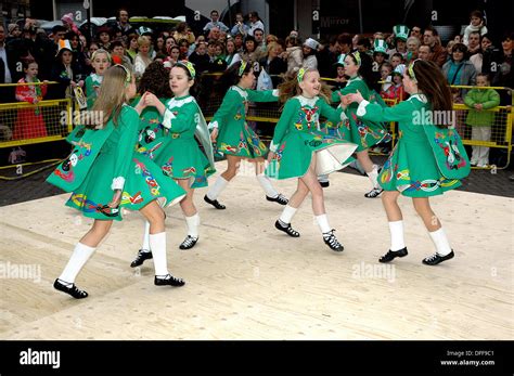 nude irish dancing